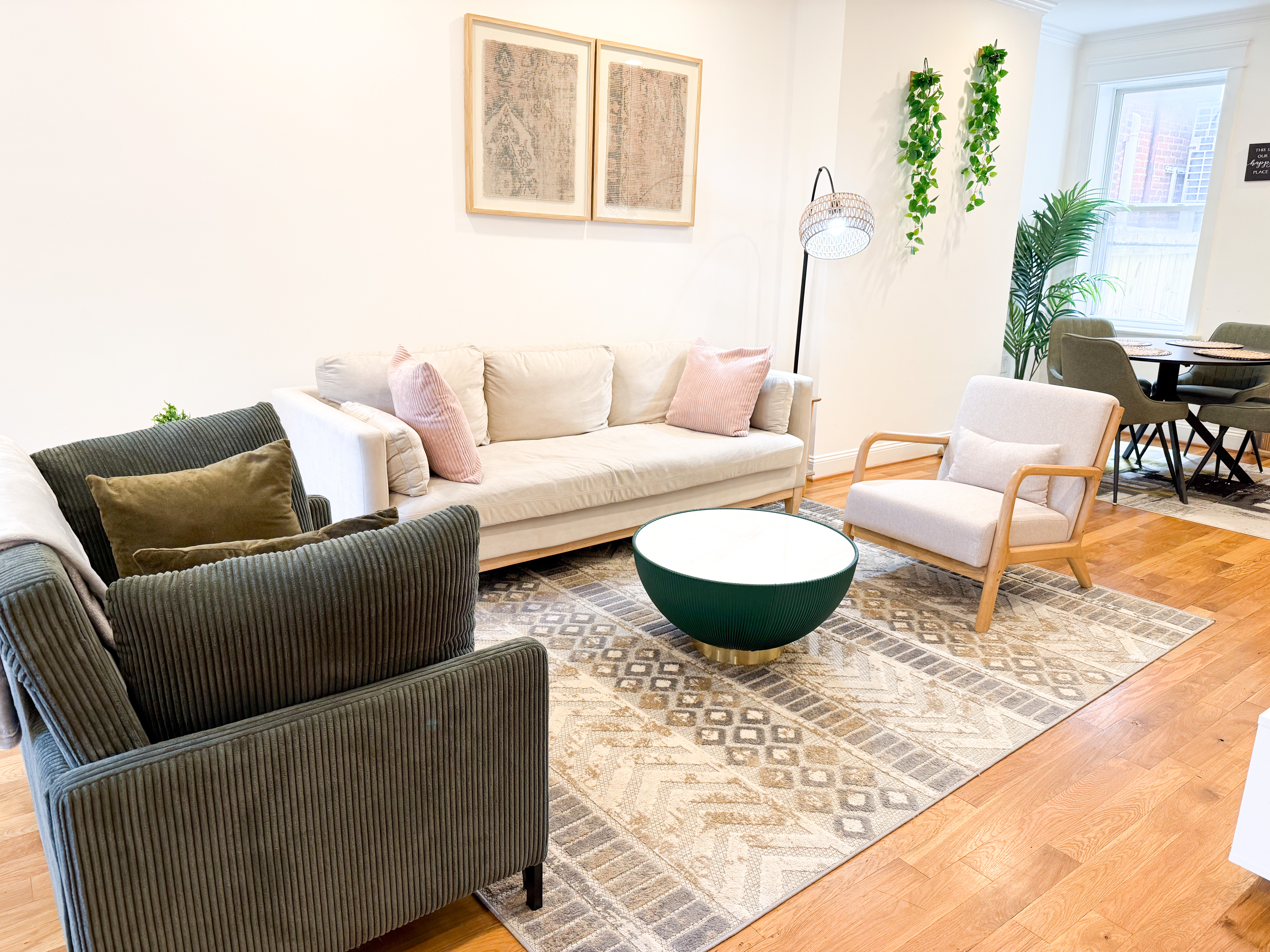 Your Capitol Hill Retreat - Photo 8