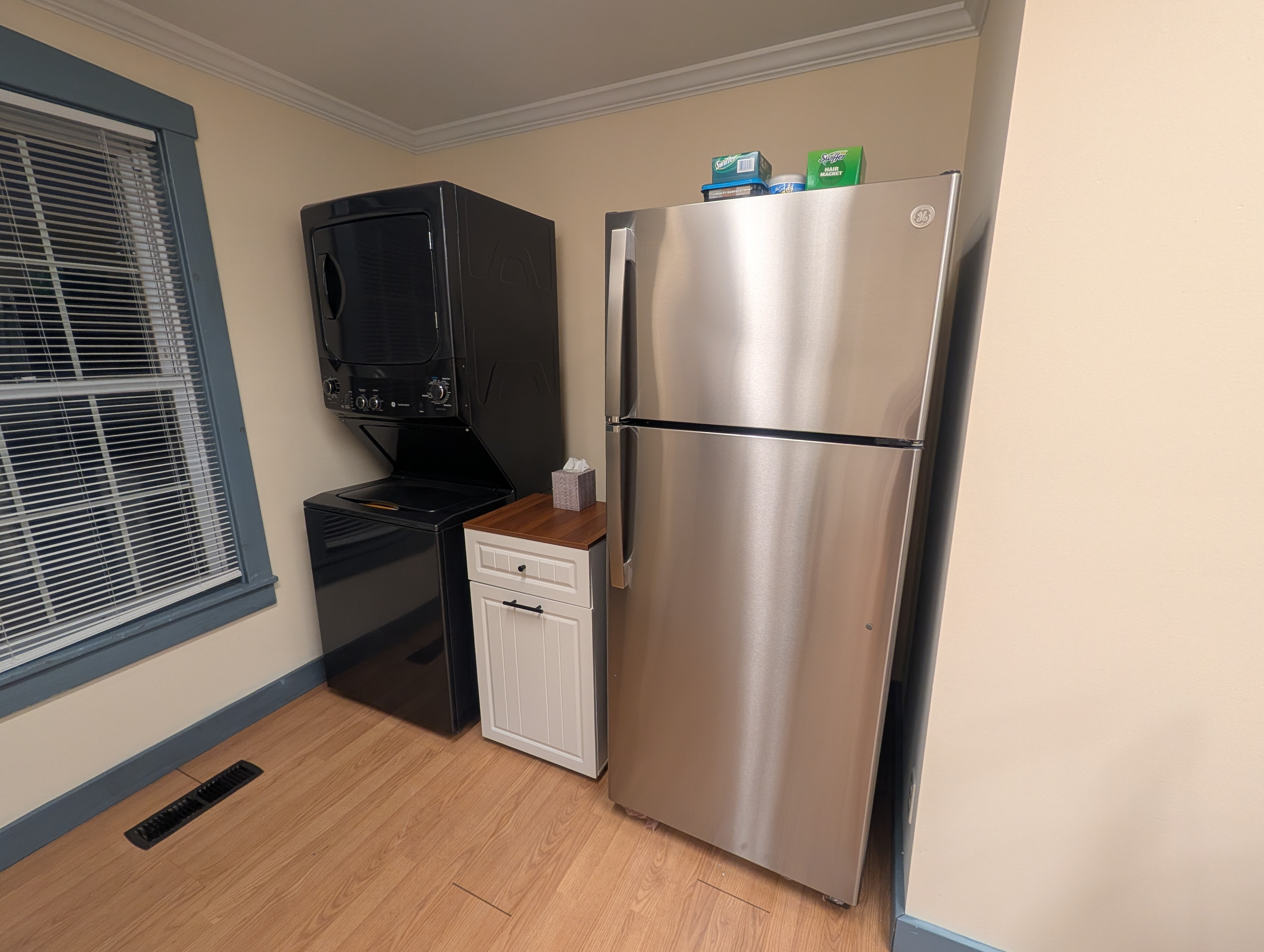 Great location  - located off exit 8 on Interstate 91 - Photo 5
