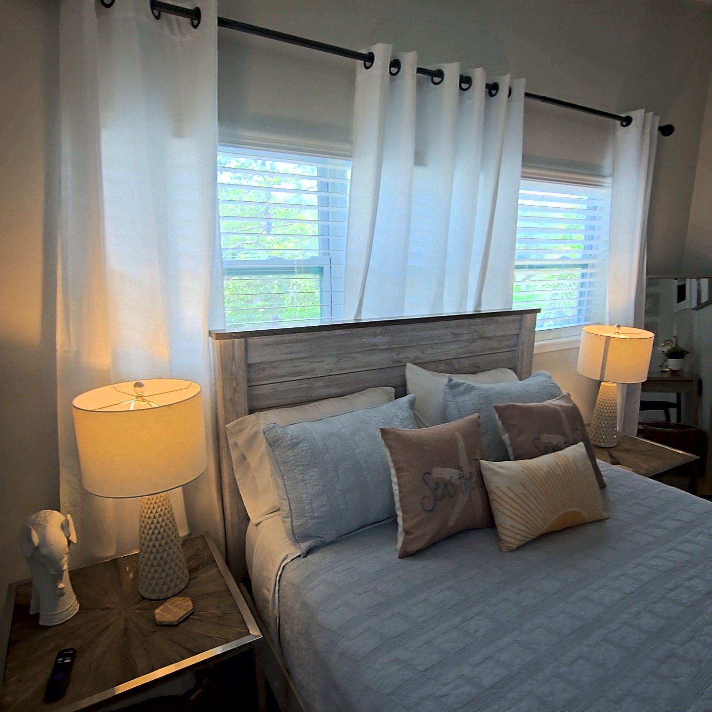 Heated Pool Home + Game Room, Furnished Monthly Stays - Photo 12