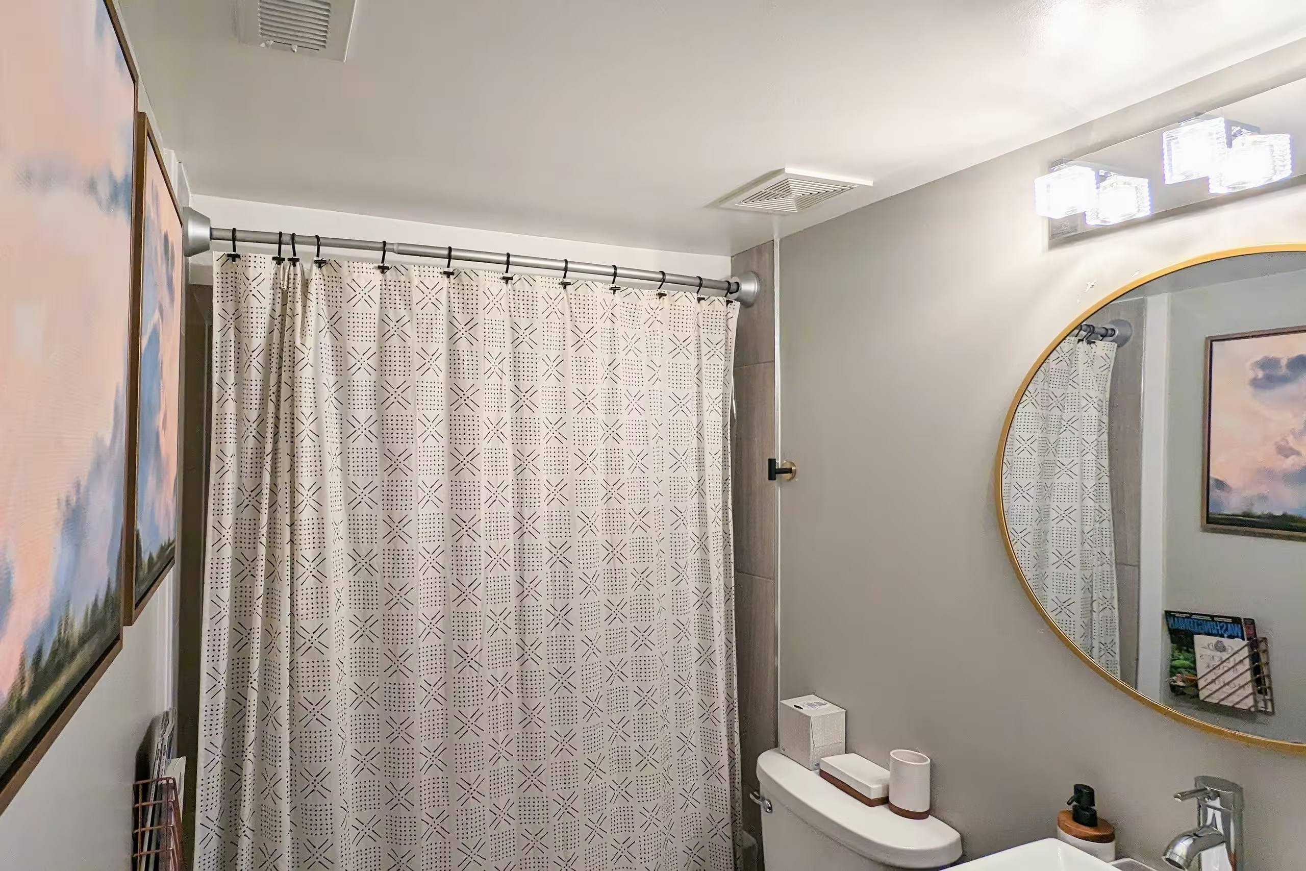 "Speak Easy" Private Furnished Studio Near Hospitals & Catholic U | Workspace + Wi-Fi - Photo 6