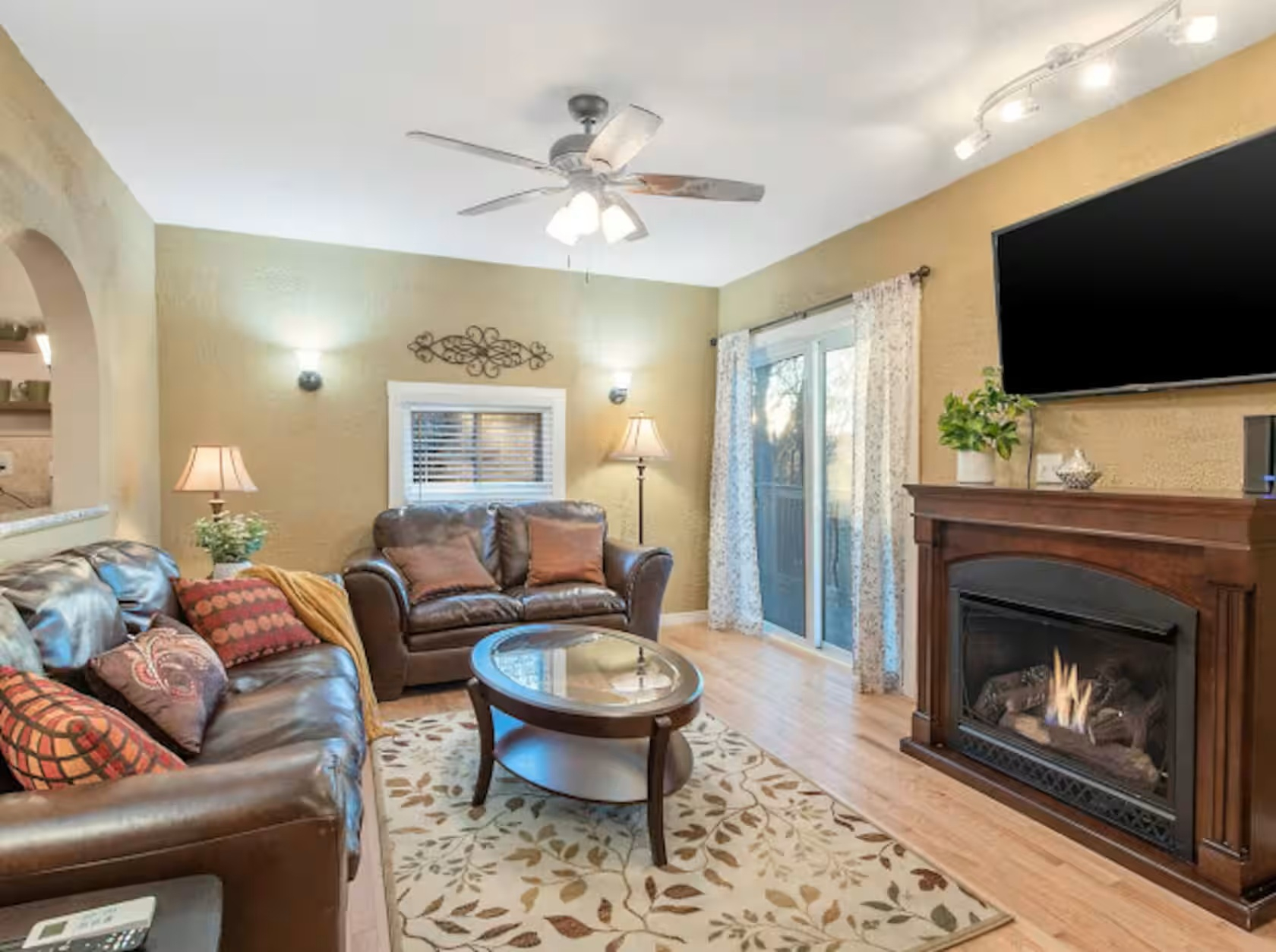 Charming Getaway | Patio | Great Location | 6+ - Photo 3