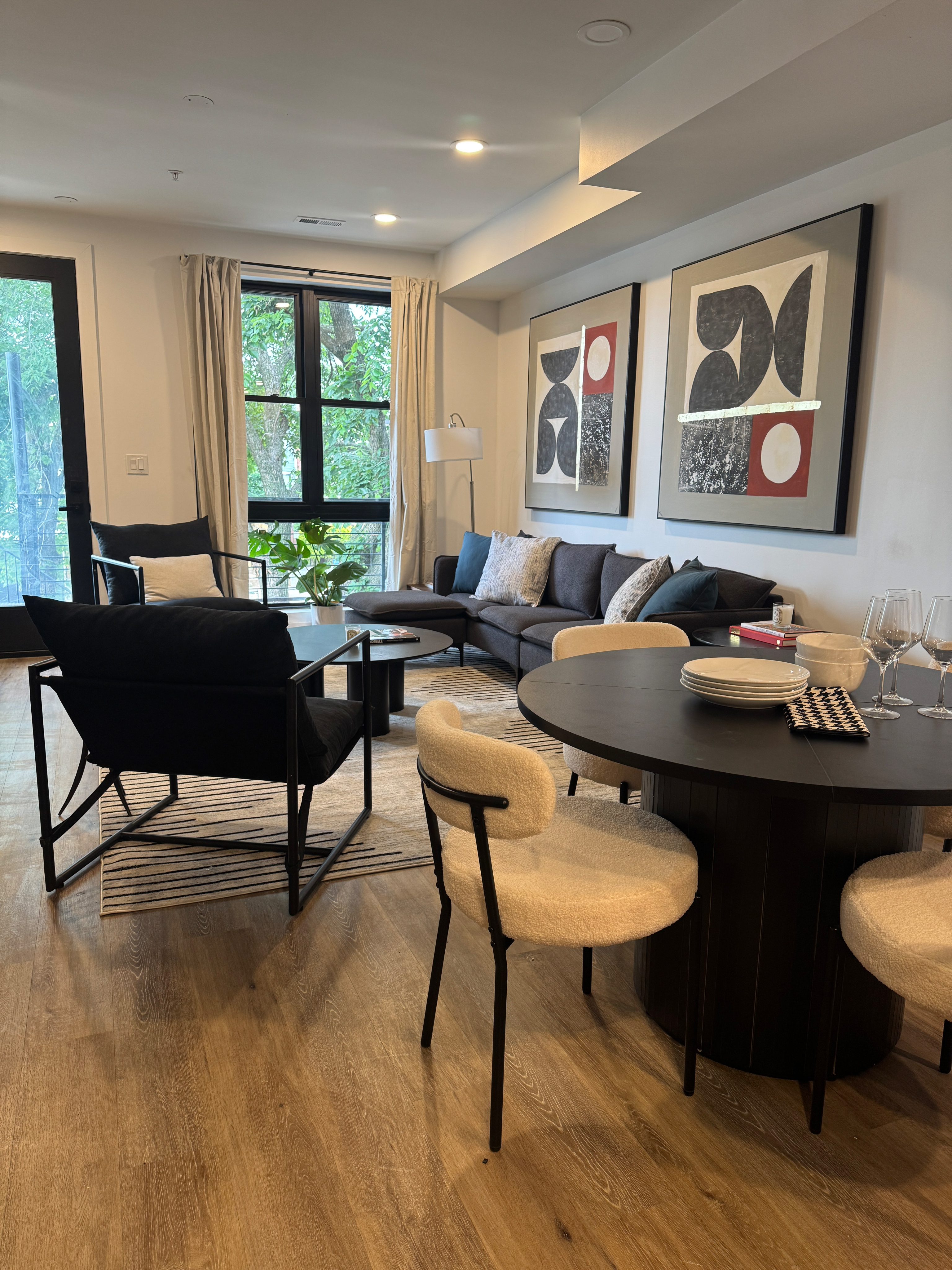 The GREY House @ H St/Union Station/NOMA 3BEDROOMS + 3 BATH - Photo 4