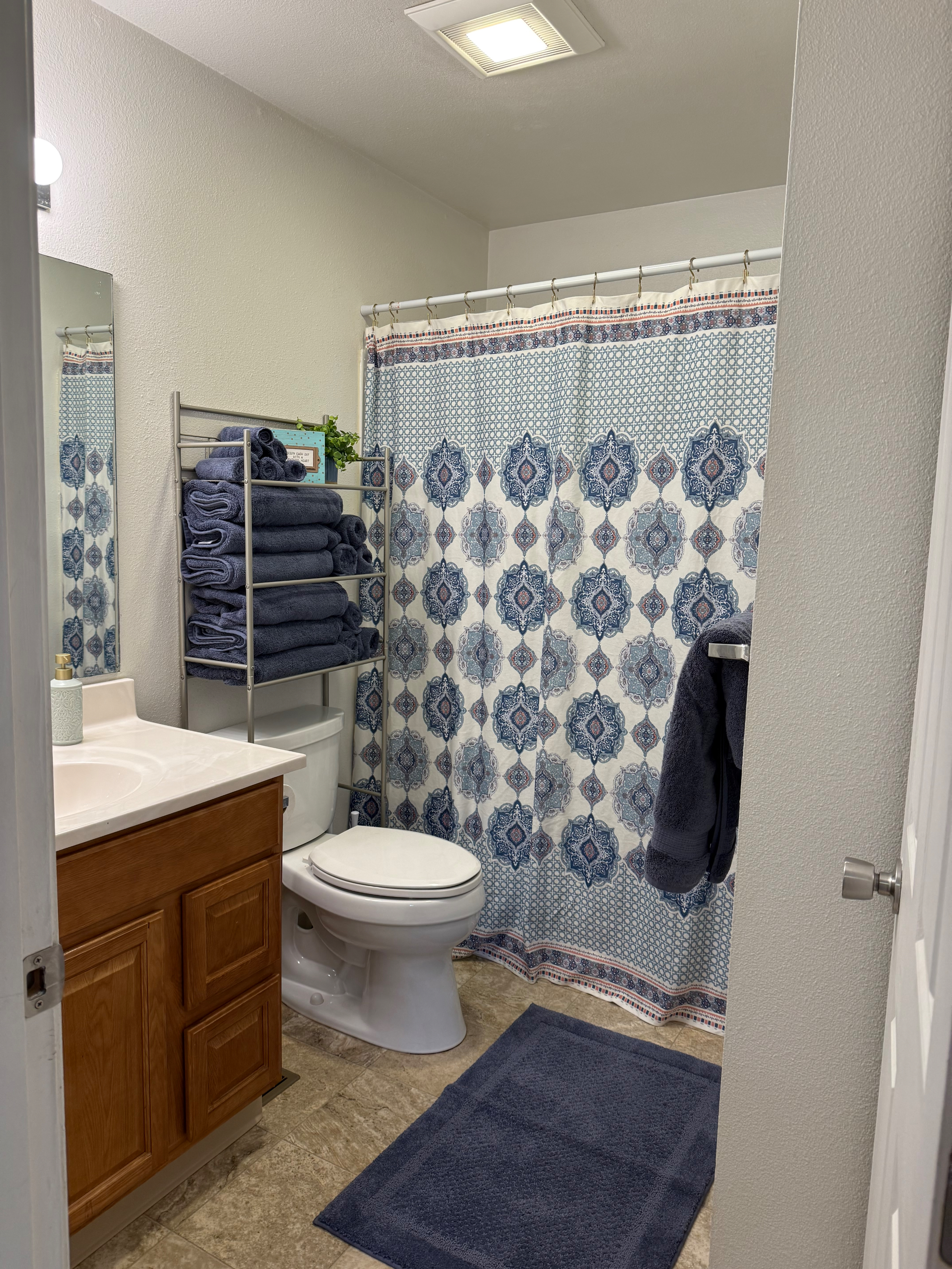 Fully Furnished 2-Bedroom Townhouse | Utilities & Wi-Fi Included | Kenai, AK - Photo 8