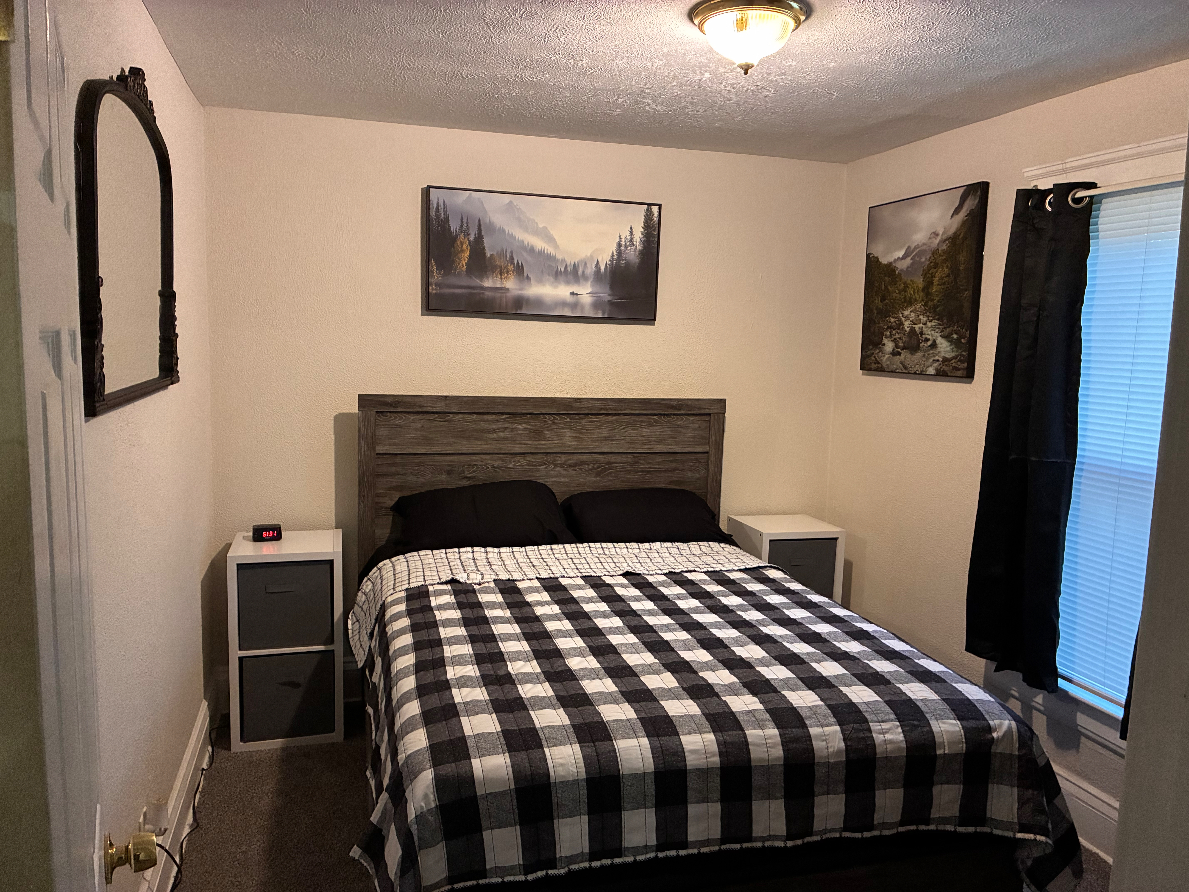 Beautifully Remodeled 2BR Retreat | Near Hospitals | Private Parking - Photo 8
