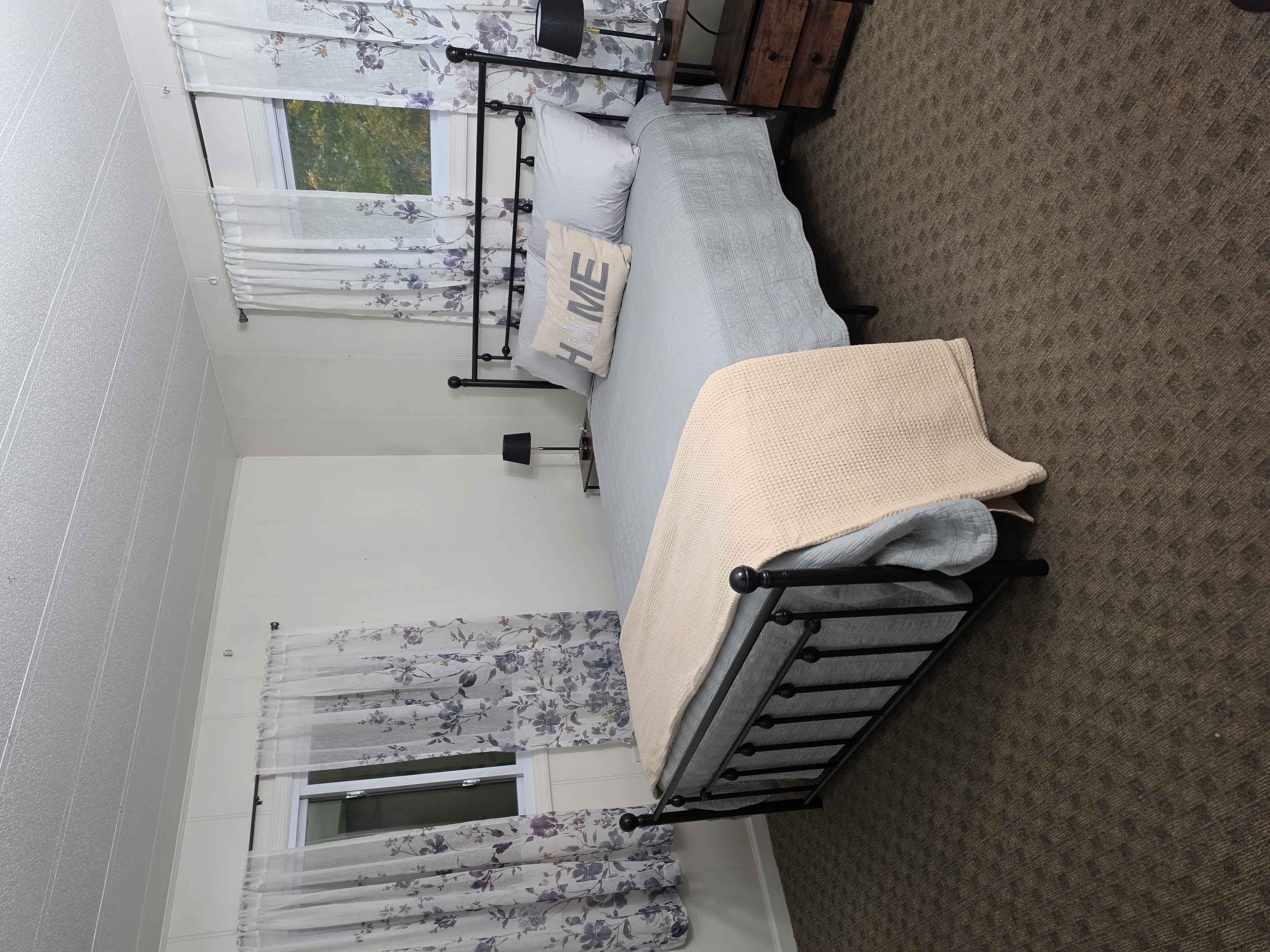 Rustic 3 bd home in the country - Photo 11