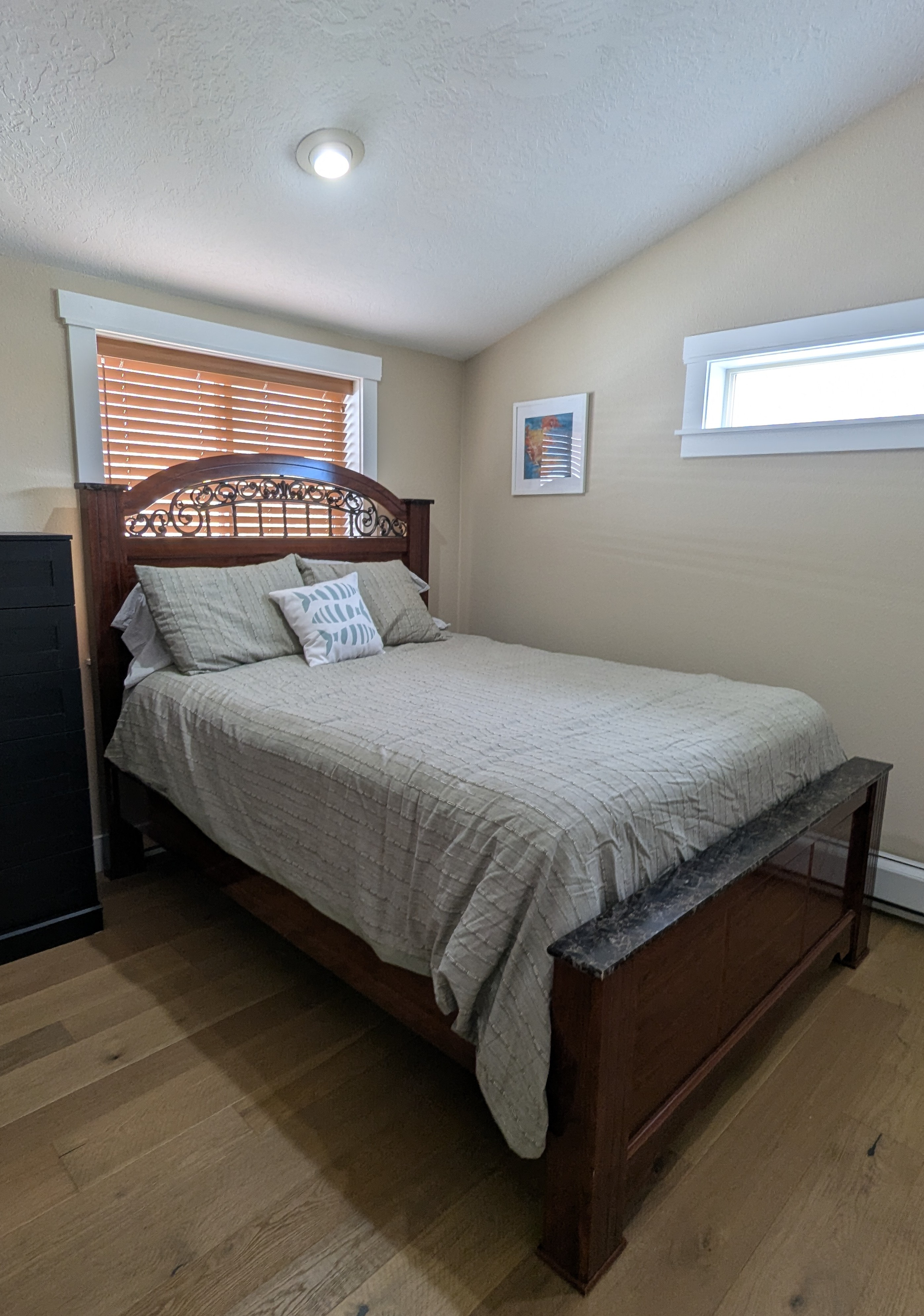 WINTER SPECIAL - From $1,995/Month! Furnished 3BR Townhouse | Downtown Pinedale | Utilities & Garage - Photo 6