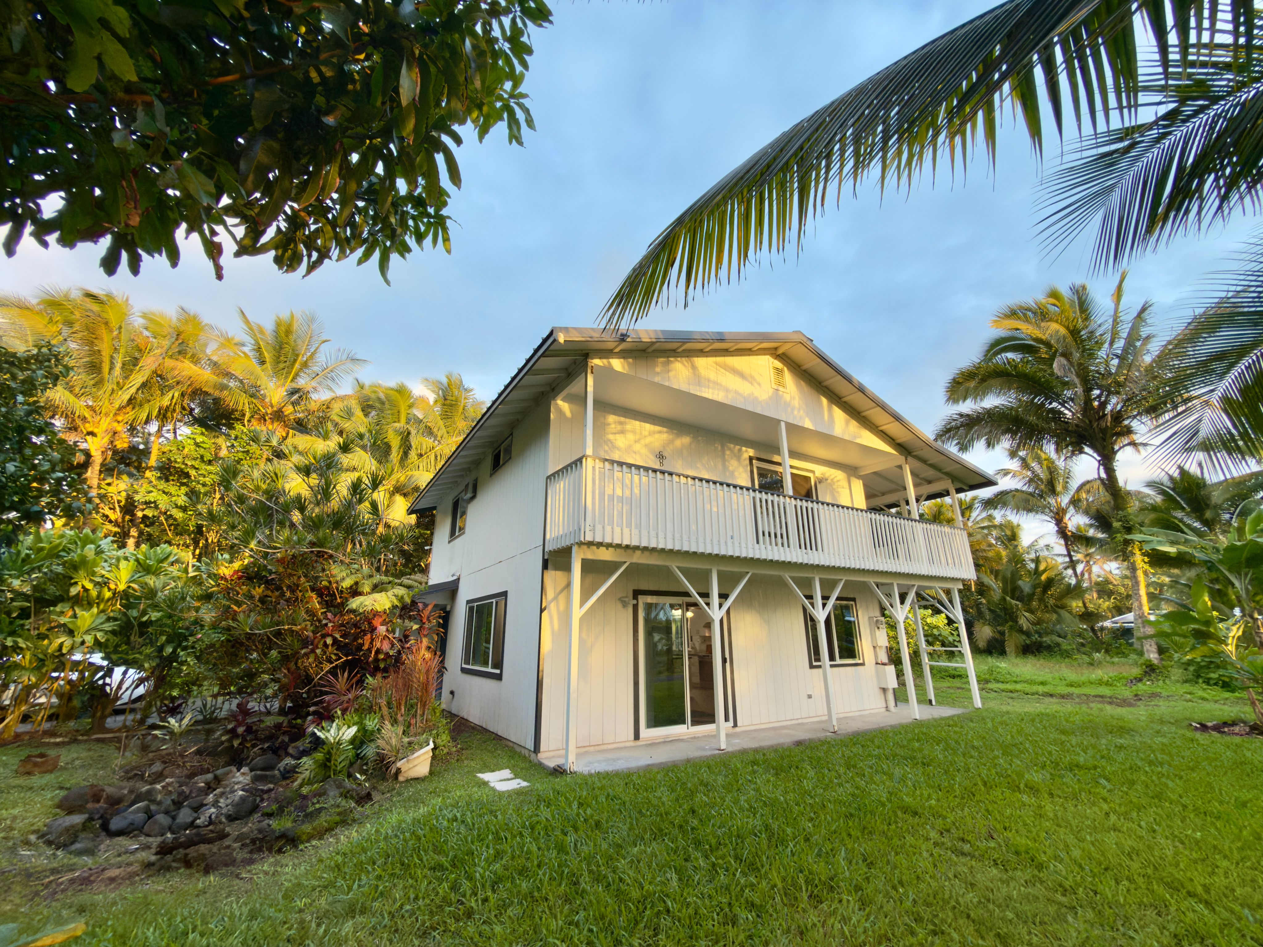 Sailfish Hale Hawaiian Beaches Home 3BR/3BA - Photo 2