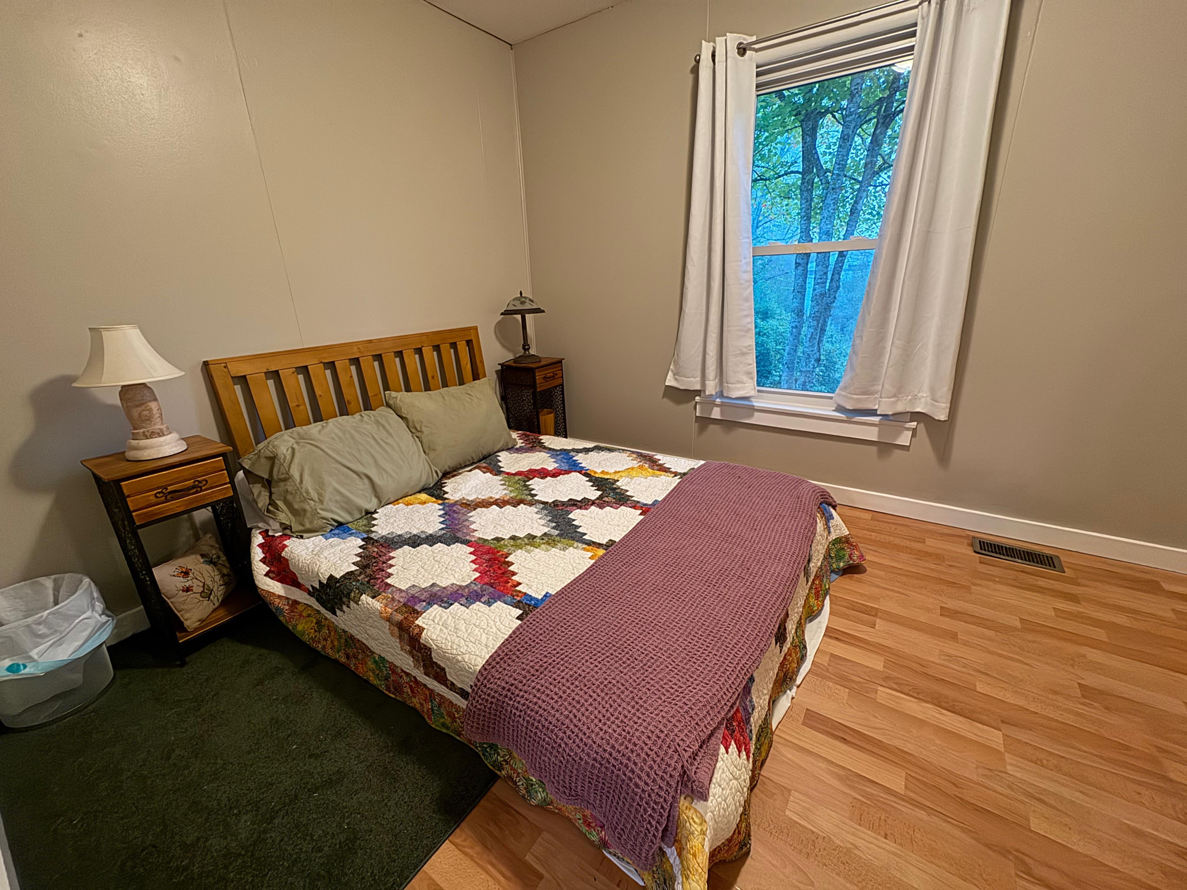 Enjoy the beach vibe in this mountain home! Available December 12! - Photo 3