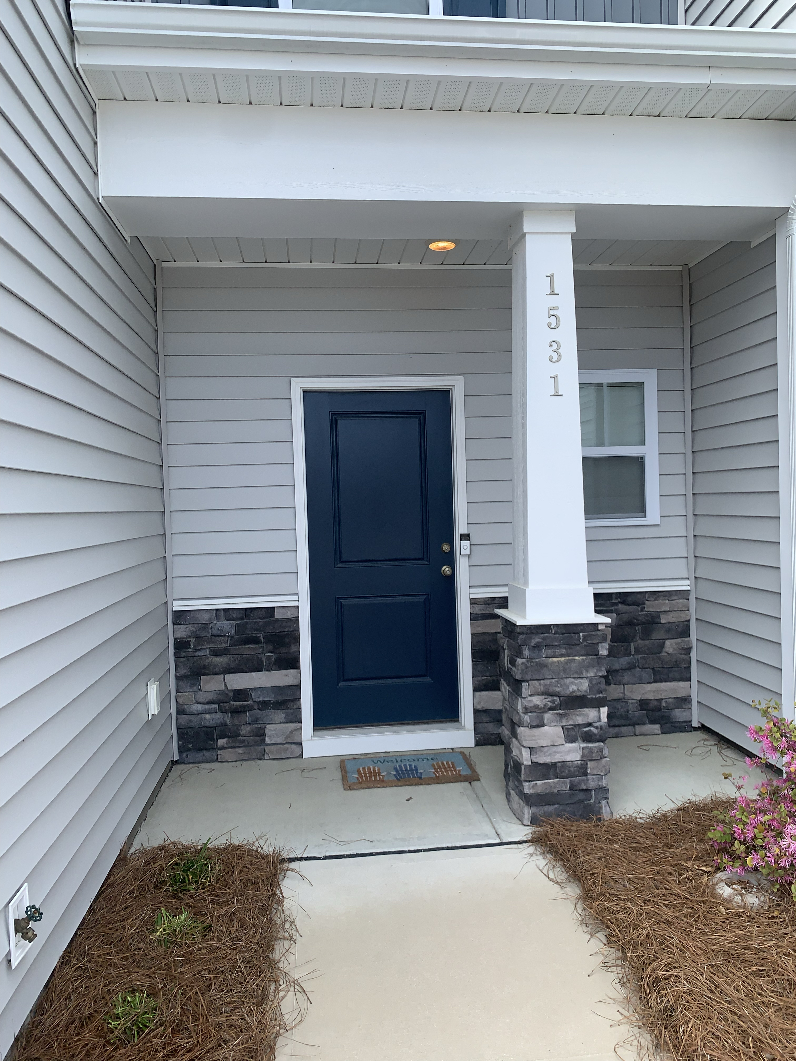 Beautiful almost new townhouse - Photo 4