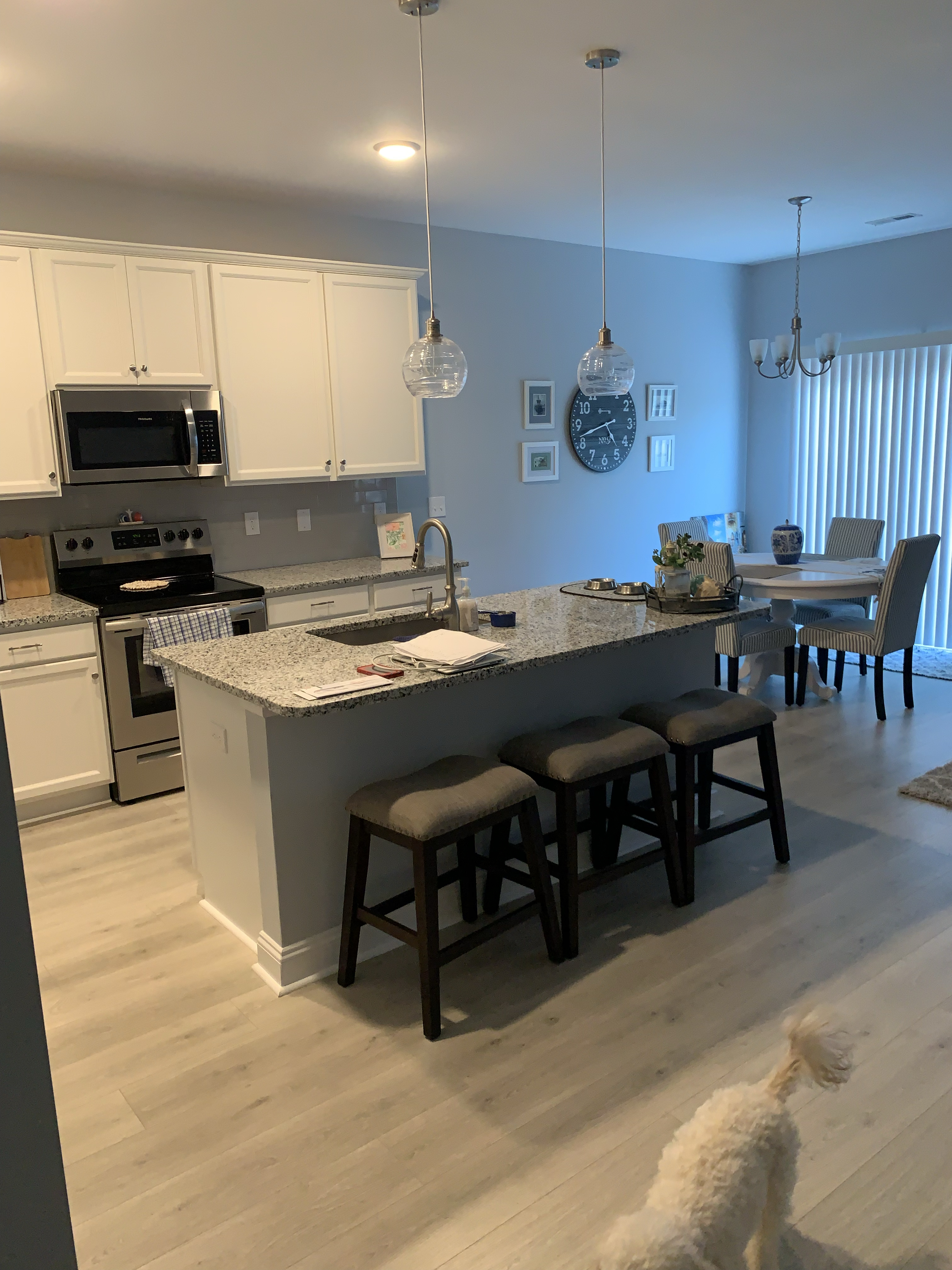Beautiful almost new townhouse - Photo 2