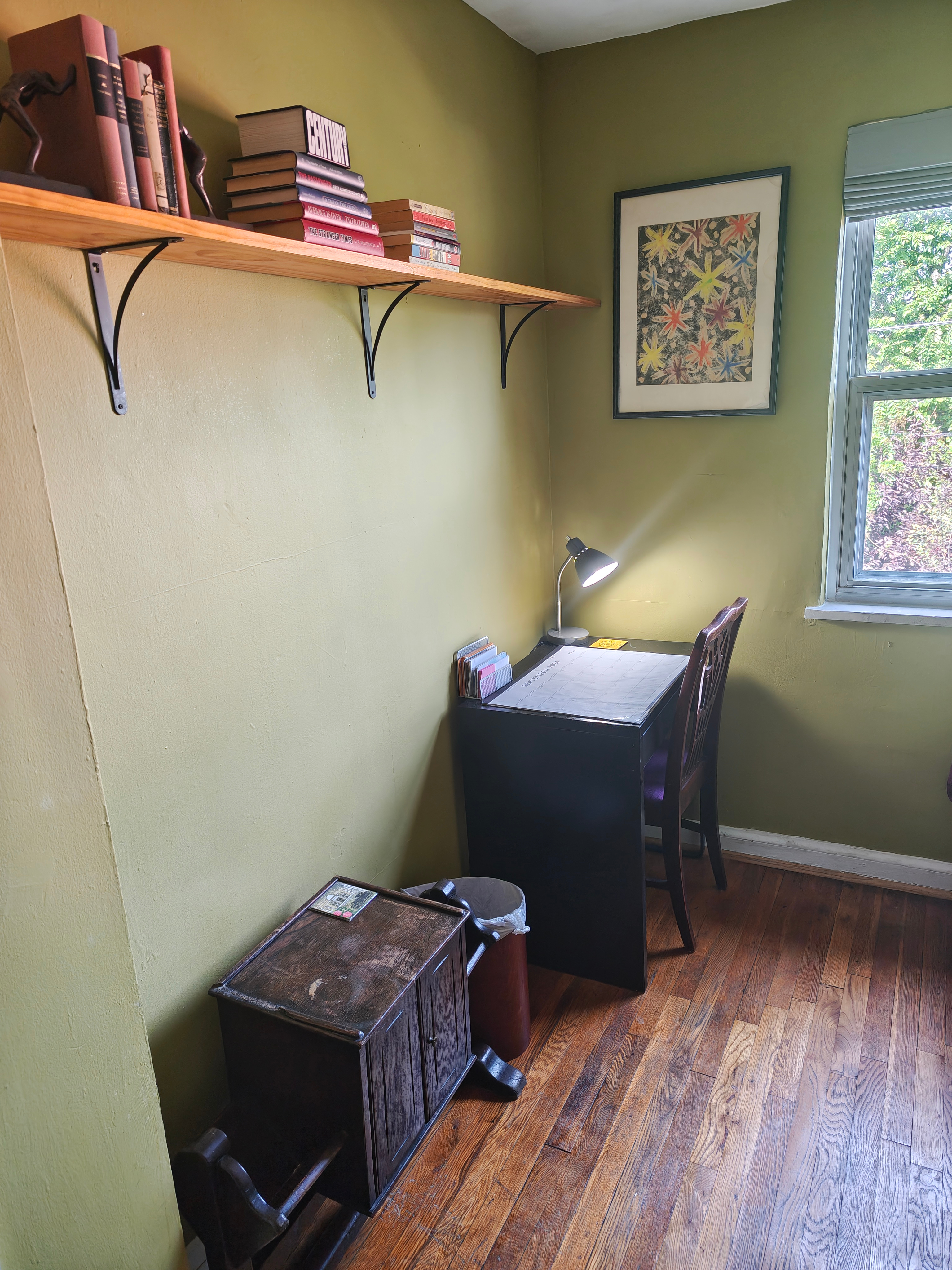 Clean, affordable, quiet, mid term rental - Photo 9