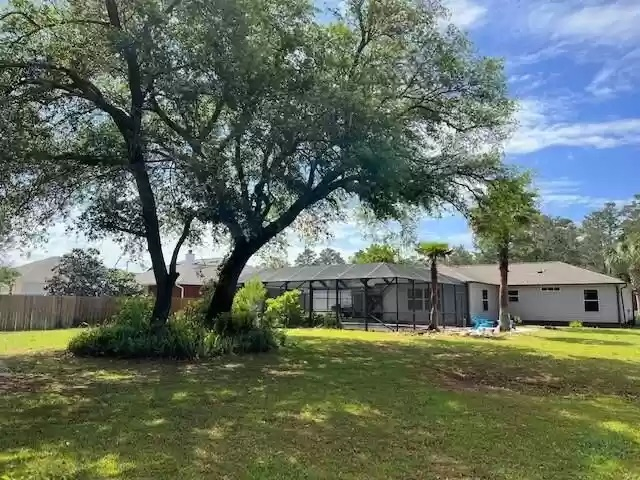 Peaceful Home 3 bed/2 bath, pool - Photo 2