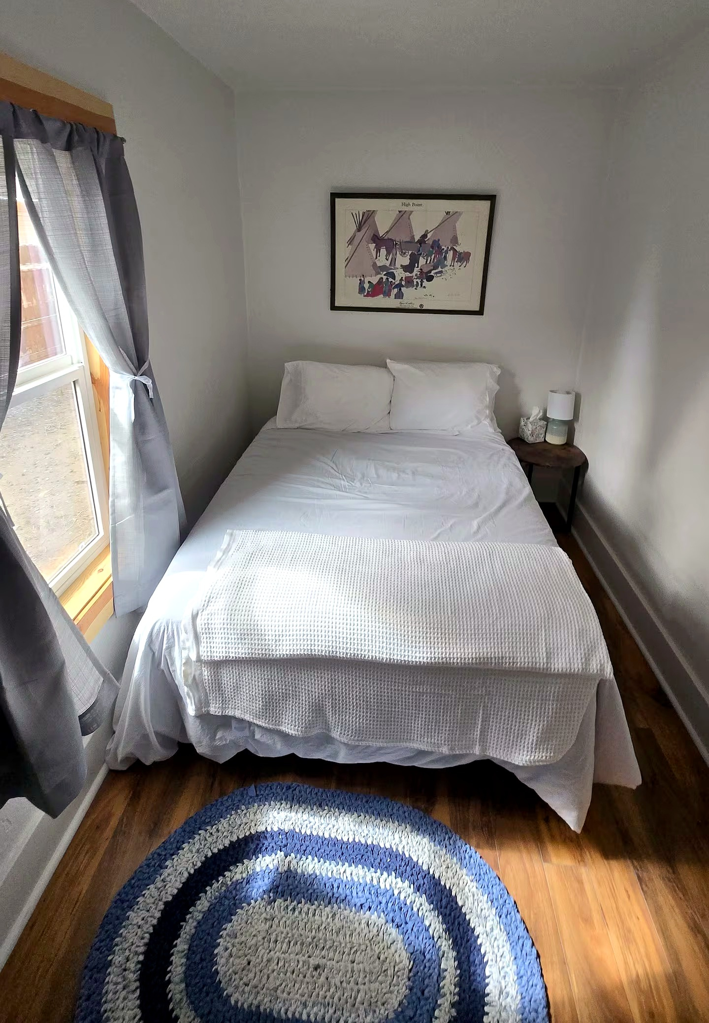 Cozy Cottage Near the Hospital - Stocked Kitchen, Utilities & Wi-Fi Included - Photo 7
