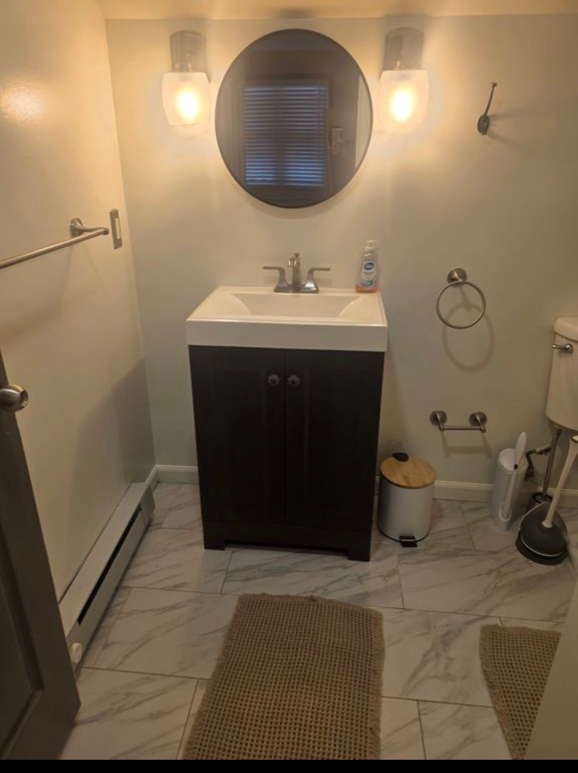 Spacious Furnished Private Suite Near DC - Utilities Included! - Photo 6