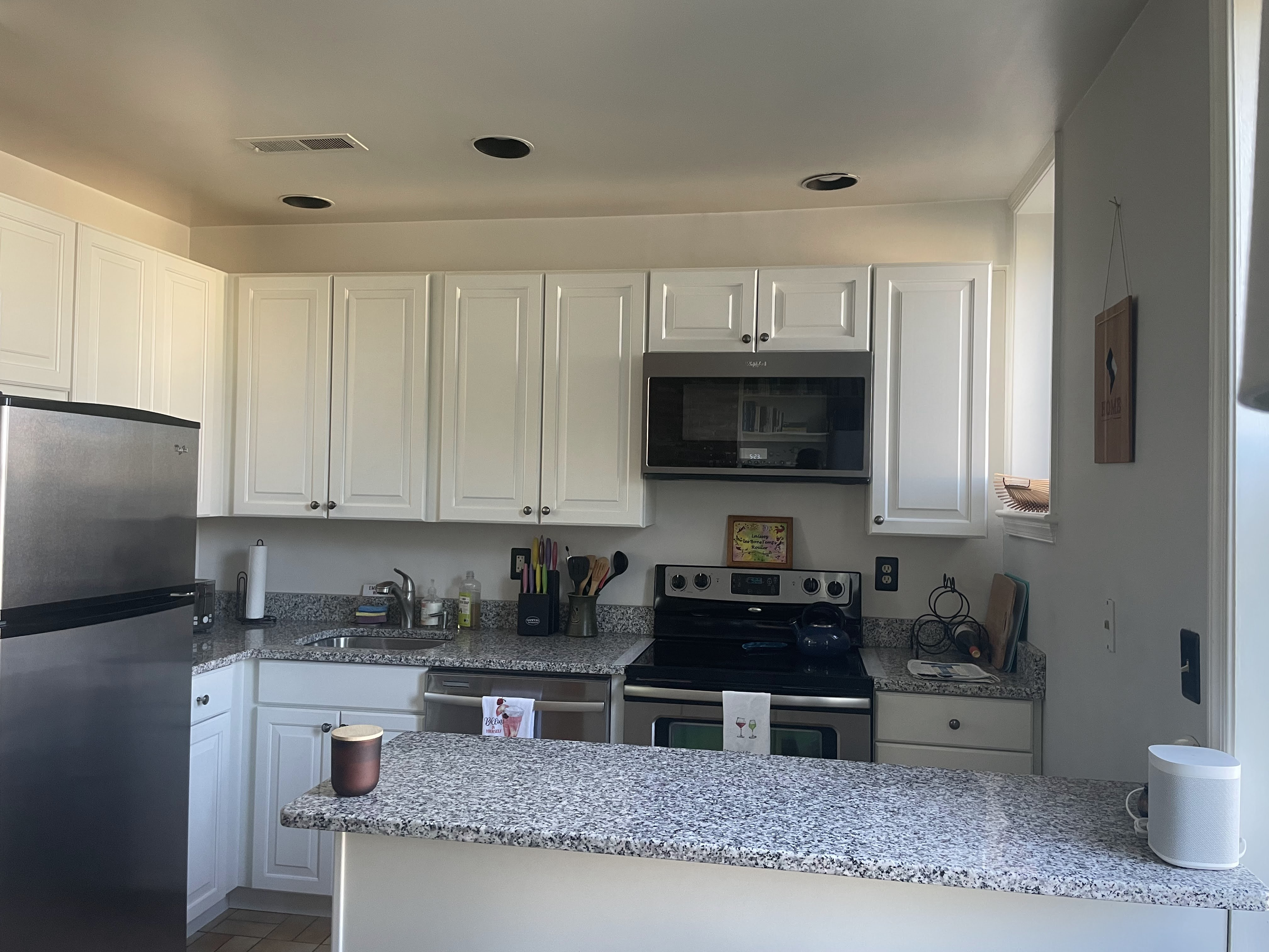 Sunny 3rd floor apartment - Photo 4