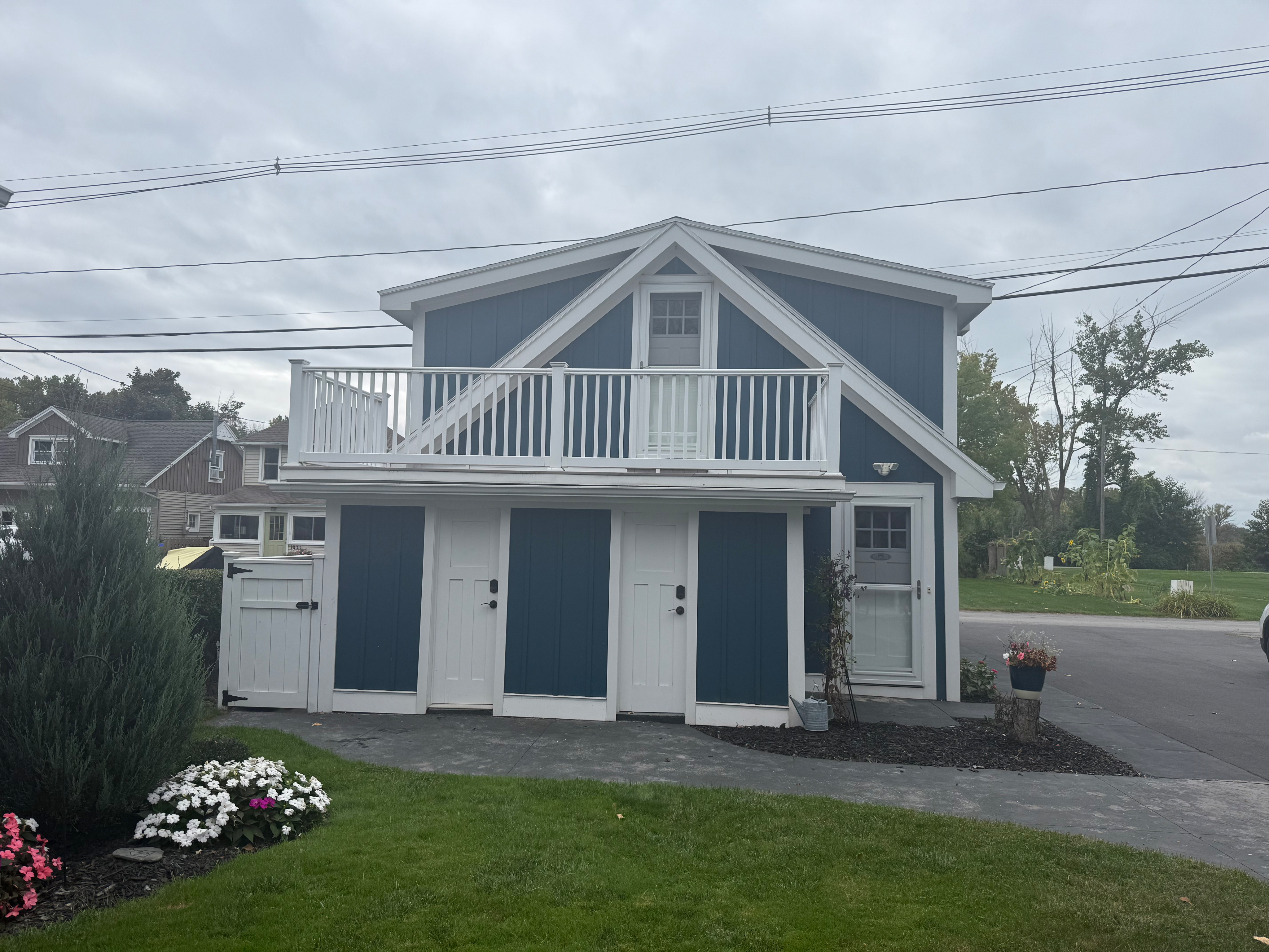 The Carriage House-Furnished 1 Bedroom + Office, 1 Bathroom near Unity & RGH - Photo 3
