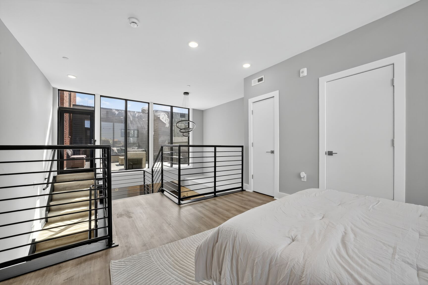 Logan Lofts Penthouse - Photo 6