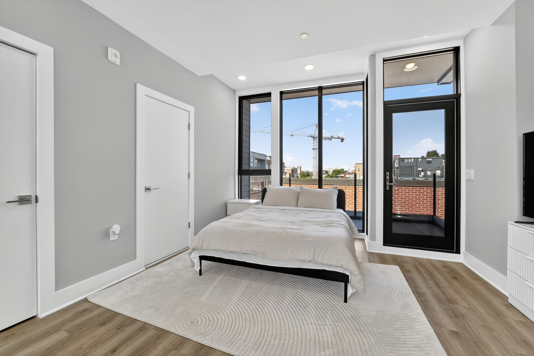 Logan Lofts Penthouse - Photo 7