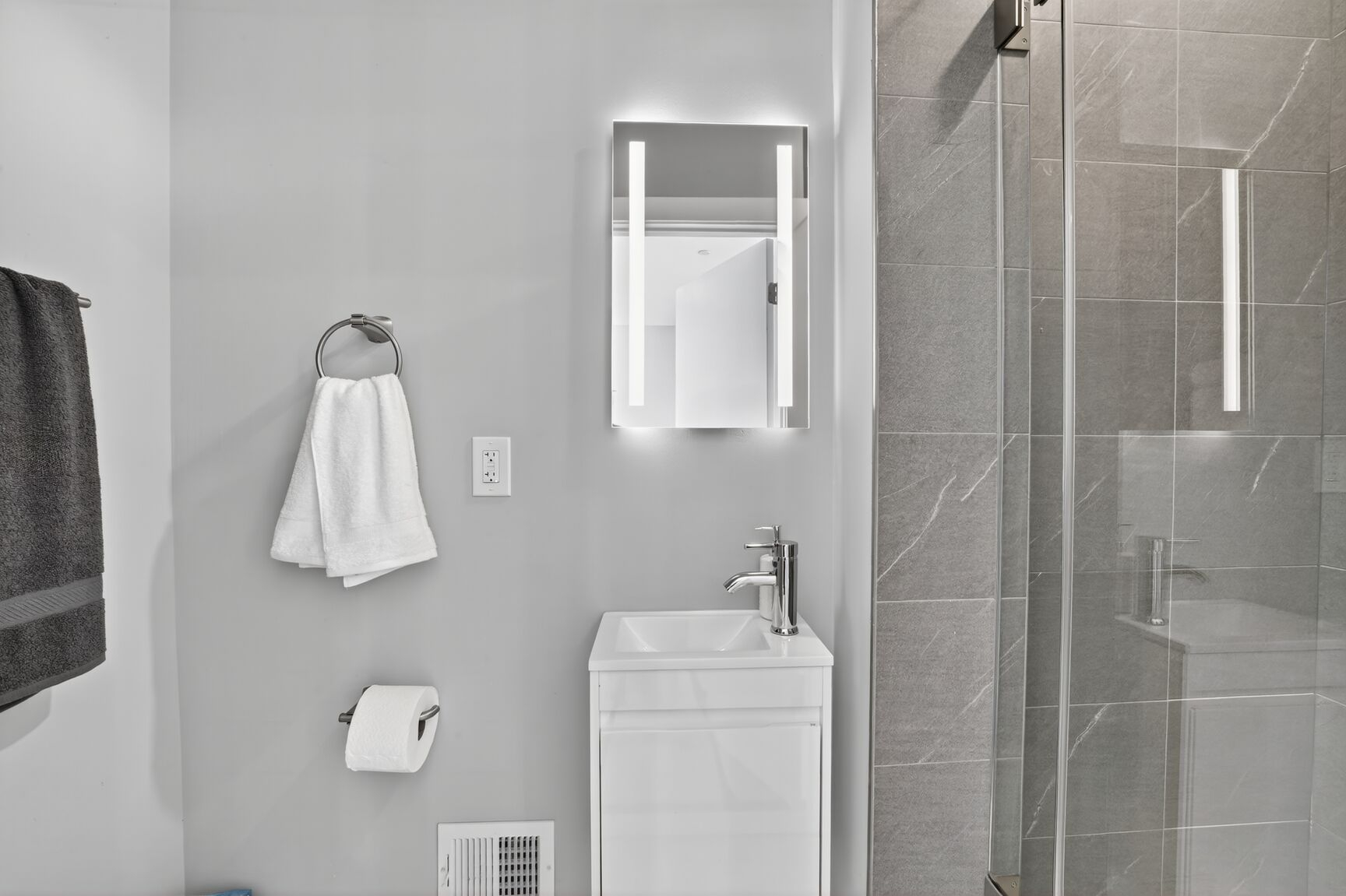 Logan Lofts Penthouse - Photo 4