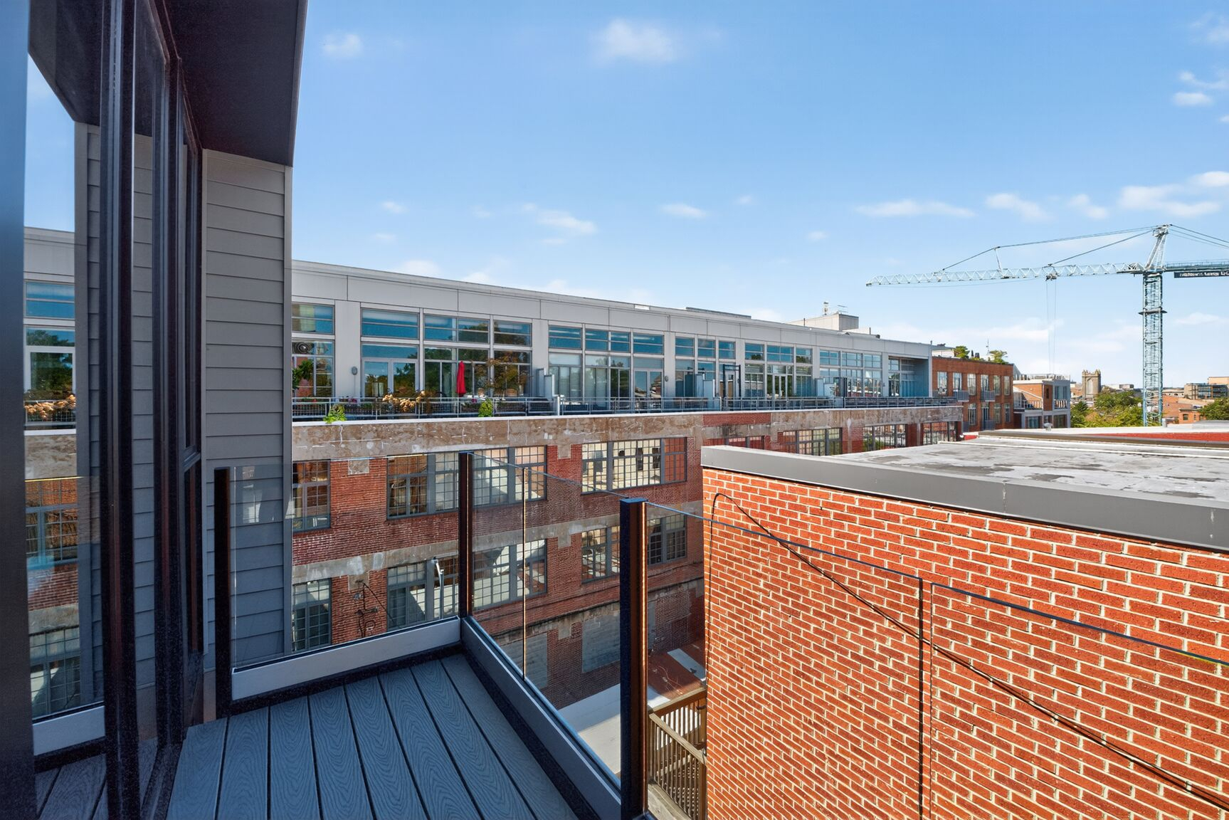 Logan Lofts Penthouse - Photo 5