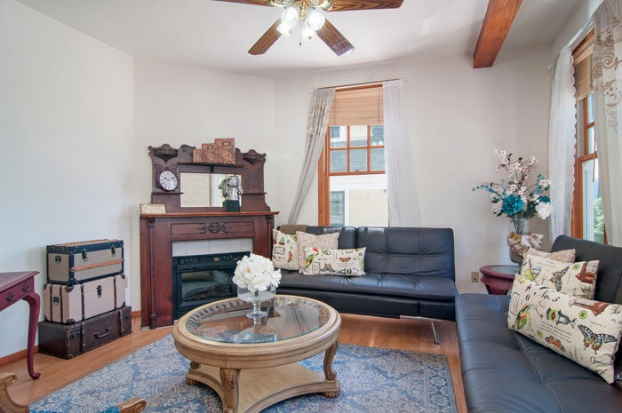 Unit 106 - Photo 2