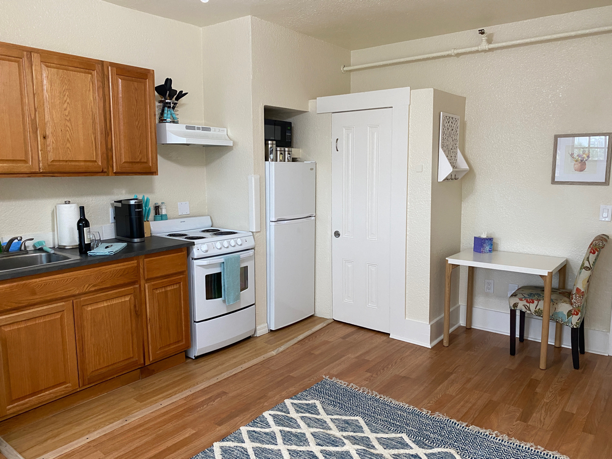 Unit 106 - Photo 3