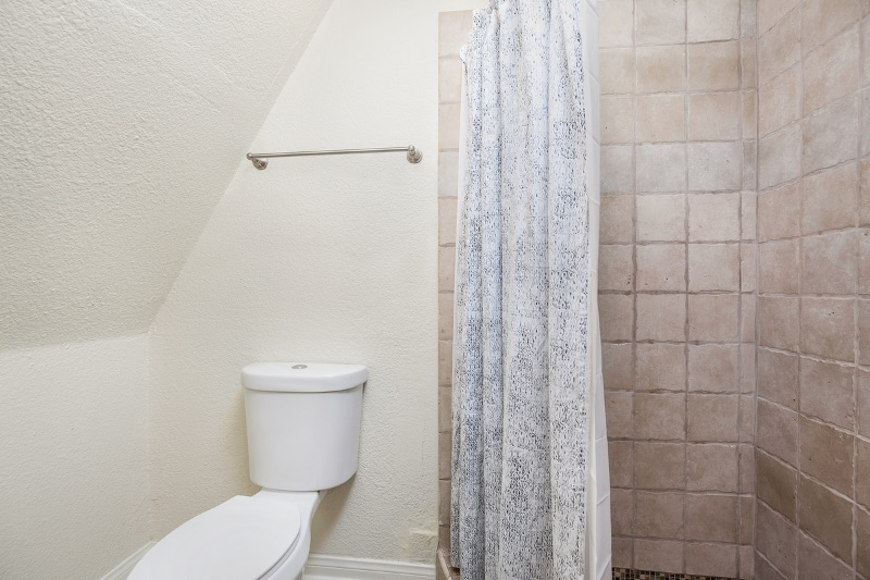 Unit 106 - Photo 6