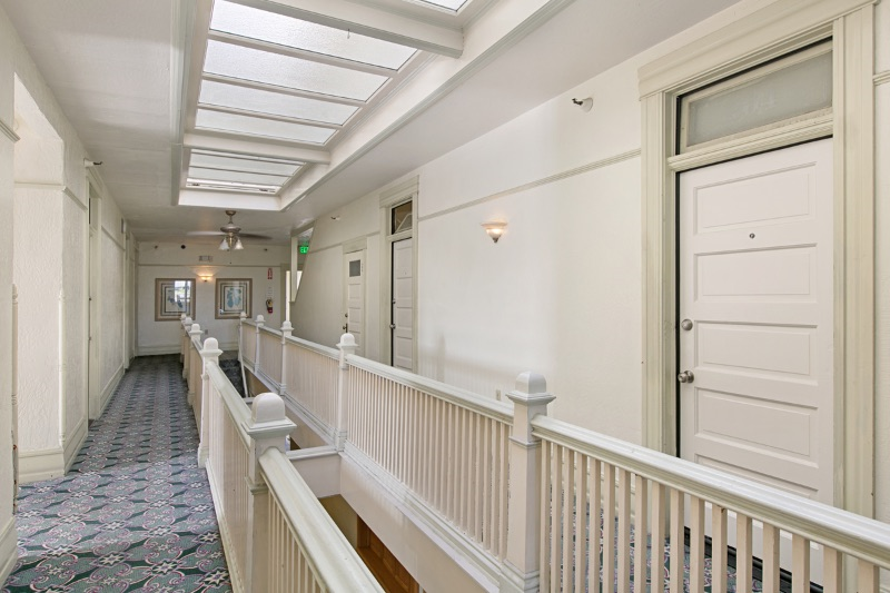 Unit 106 - Photo 2
