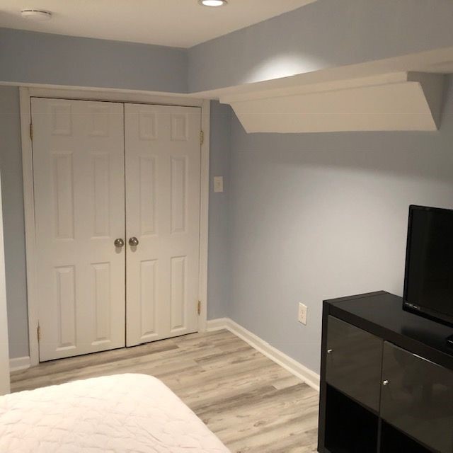 2022 4726 St NW - Renovated BSM Apt w/separate HVAC, unit, W/D - Photo 11