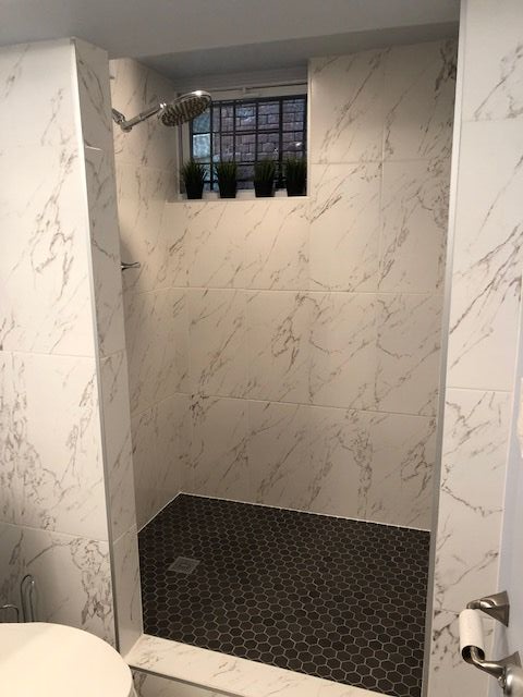 2022 4726 St NW - Renovated BSM Apt w/separate HVAC, unit, W/D - Photo 6