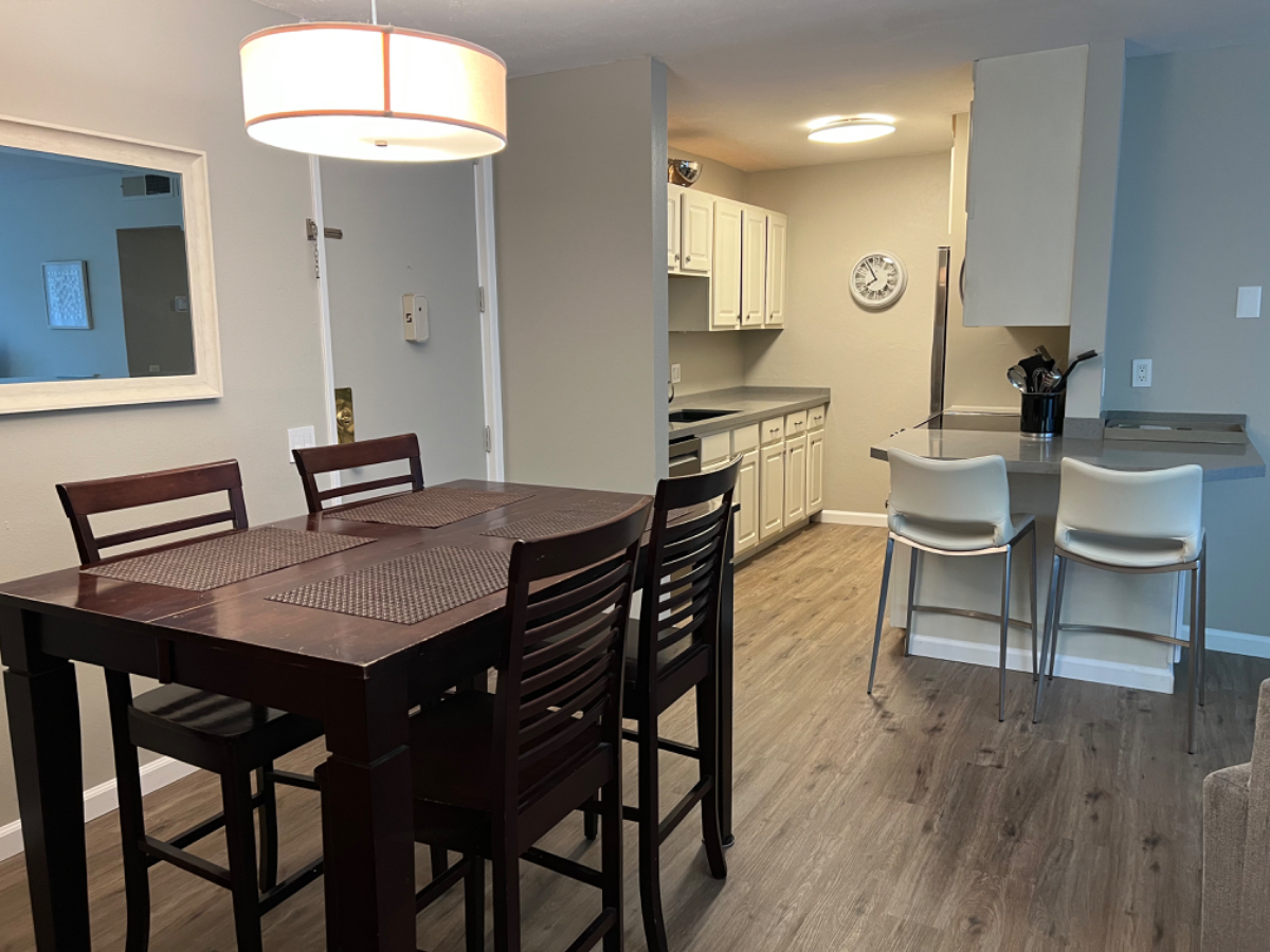 Perfect Location, Close to Everything - Large 2 Bedroom 2 Bath Condo in Mission Valley - Photo 4