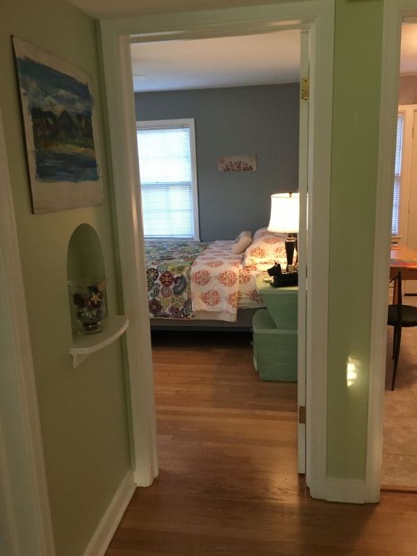 Safe & Sunny Apt near Bayshore Mall - P2 - Photo 3