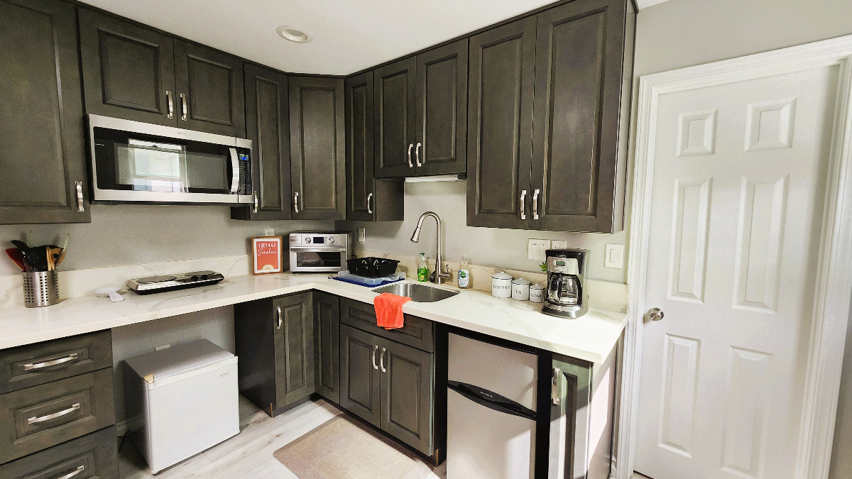 Charming Ocean Beach House - Blocks to the Beach! - Photo 2