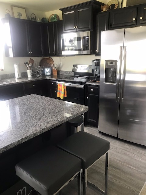 5 STAR -LARGE QUEEN RM W BATH & Semi-Private Entry - Photo 5