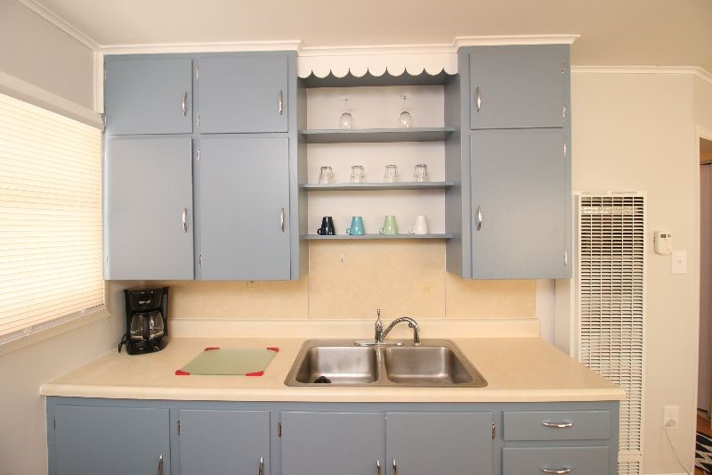 244 Private 2 bed/1 bath unit - Photo 6