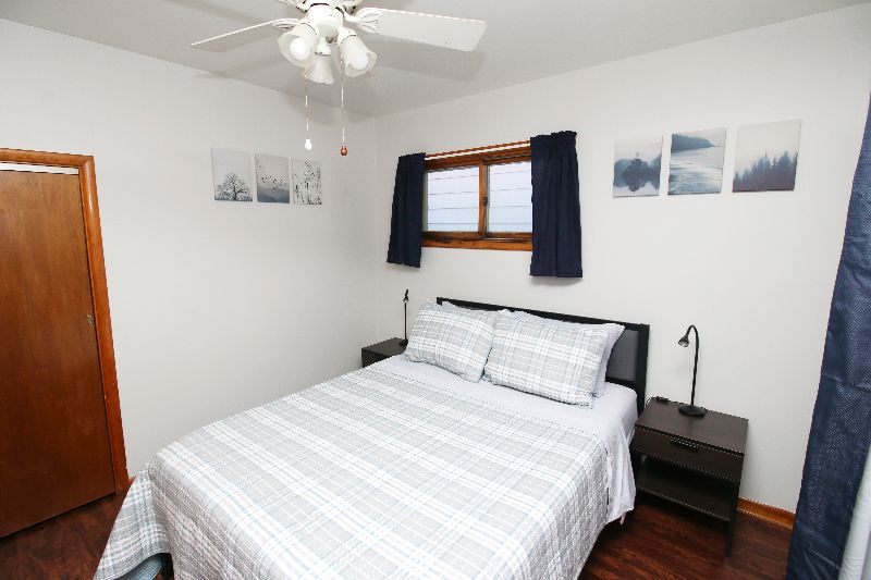 244 Private 2 bed/1 bath unit - Photo 2