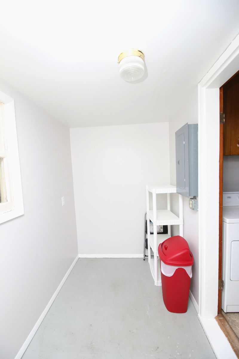 244 Private 2 bed/1 bath unit - Photo 7