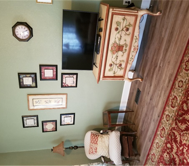 Cute Cozy Historic District Home - Photo 1