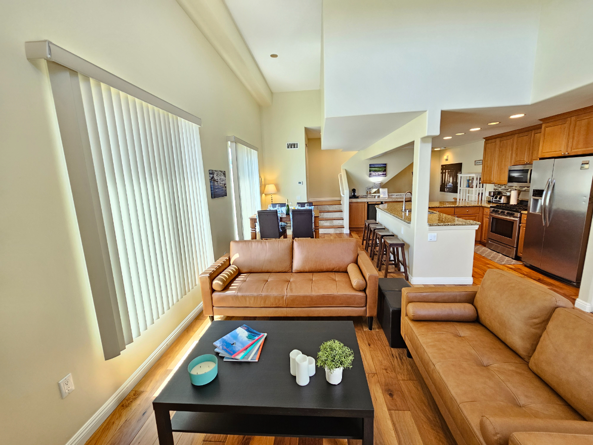 Luxury Beach Condo with Rooftop Patio Walking Distance to Ocean and Resaurants - Photo 2
