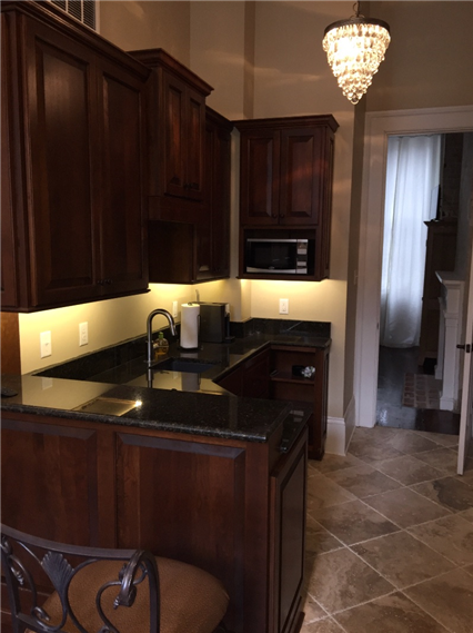 Luxury French Quarter Apartment - Photo 4