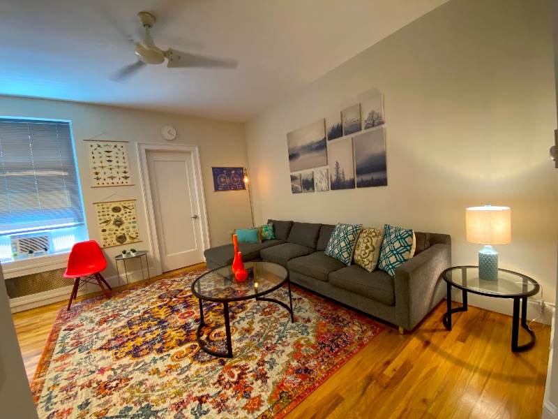 GORGEOUS & SPACIOUS UPPER MANHATTAN APARTMENT - Photo 4