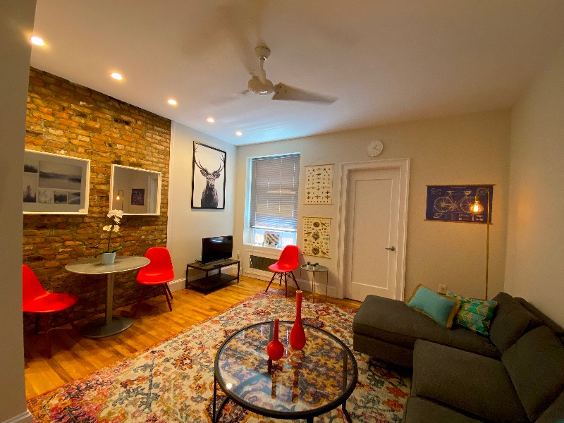 GORGEOUS & SPACIOUS UPPER MANHATTAN APARTMENT - Photo 2