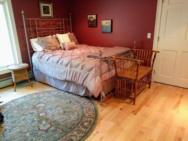 Fully Furnished Private Room and private bathroom and office if needed - Photo 12