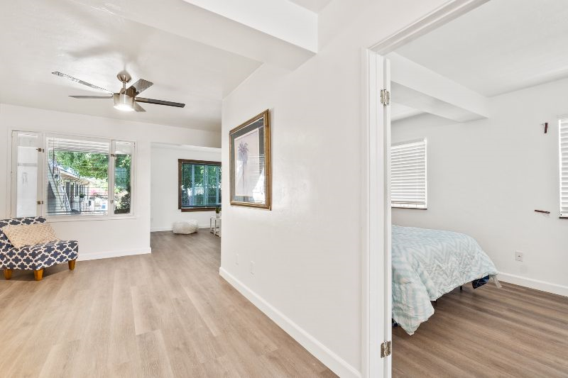 Spacious with Balcony view of downtown 4055 1/2 - Photo 6