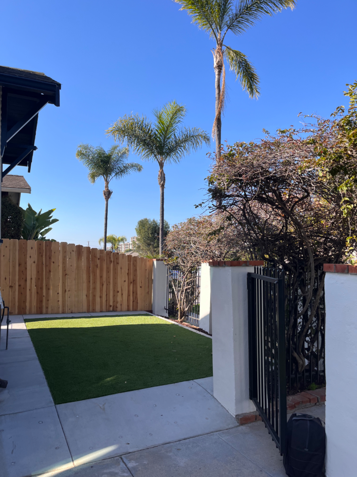 Spacious with Balcony view of downtown 4055 1/2 - Photo 3