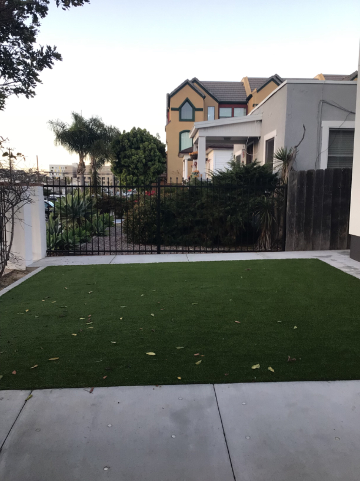 Spacious with Balcony view of downtown 4055 1/2 - Photo 4