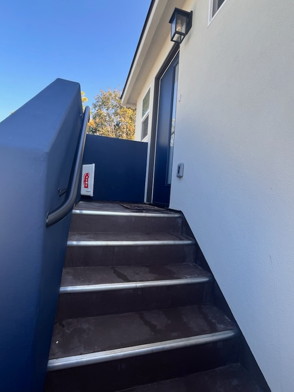 Spacious with Balcony view of downtown 4055 1/2 - Photo 6