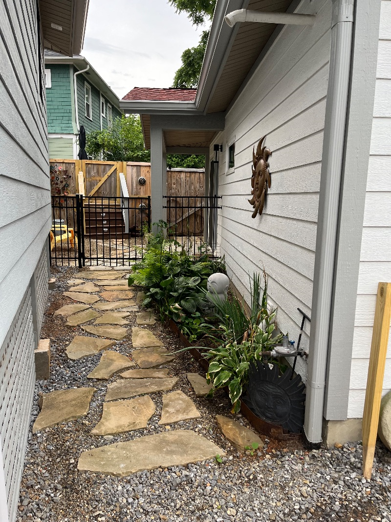 Asheville Cottage 19 - Photo 2