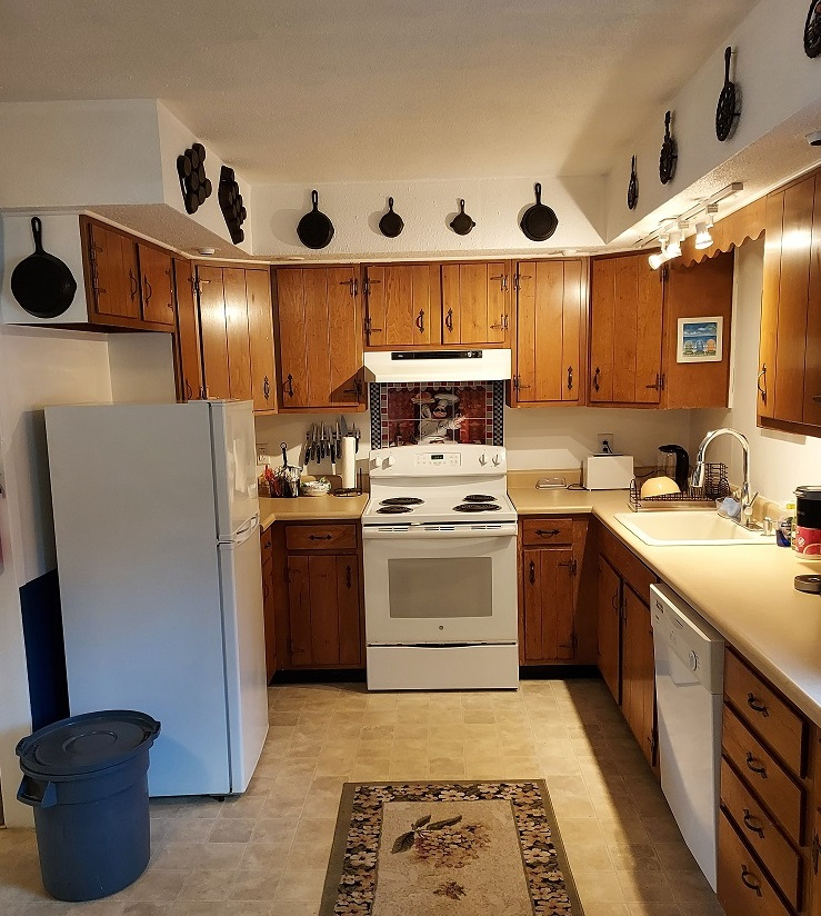 Safe, Comfortable & Quite Unit 202 - Photo 2