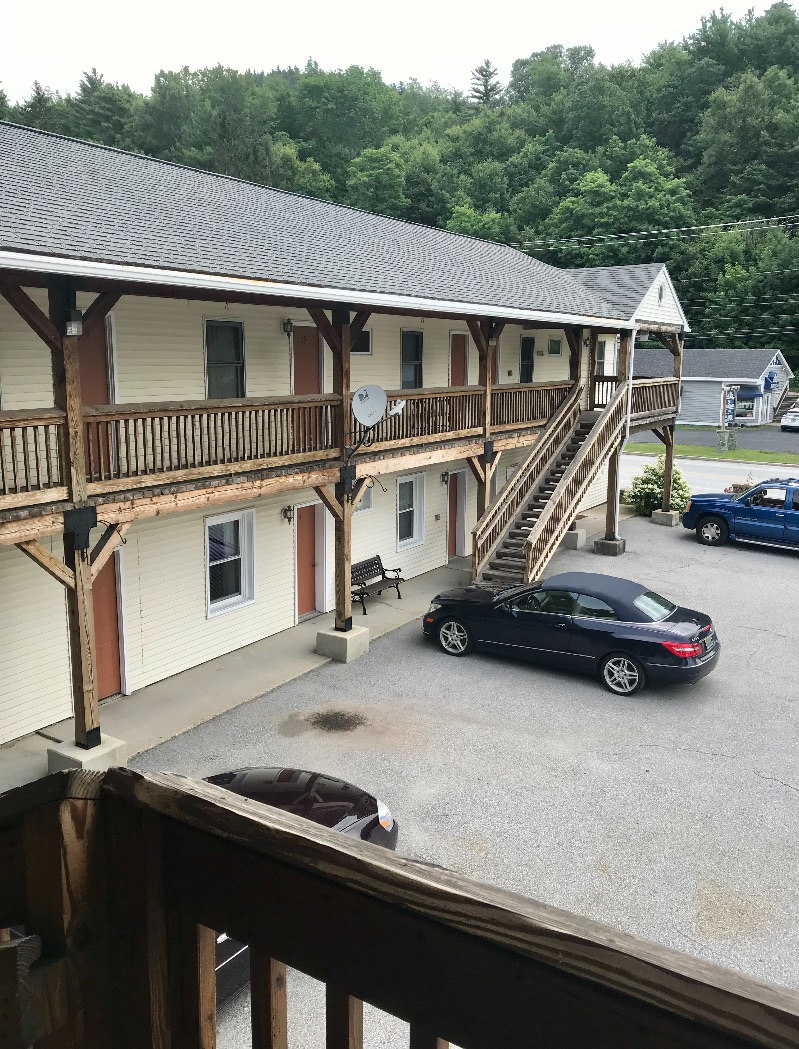 Mountain Son Extended Stay Suites - Photo 4